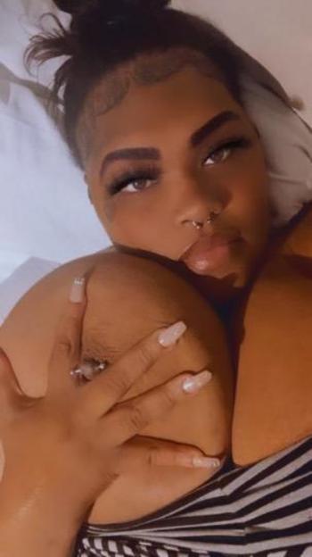 754-319-0502, 22  female escort, Treasure Coast