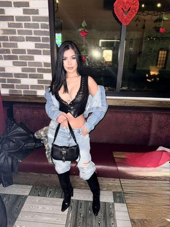 COLOMBIANA , 23  female escort, Treasure Coast
