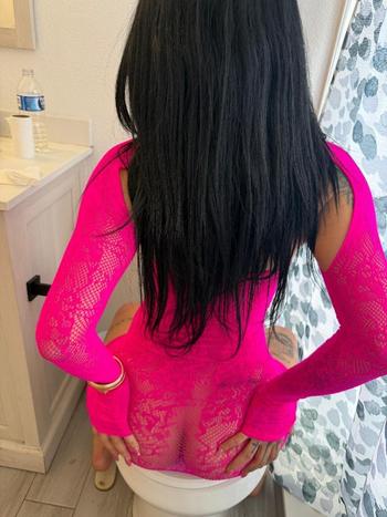 Valentina, 25  female escort, Treasure Coast